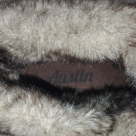 Like New Anklet Boots - Picture 6 of 6